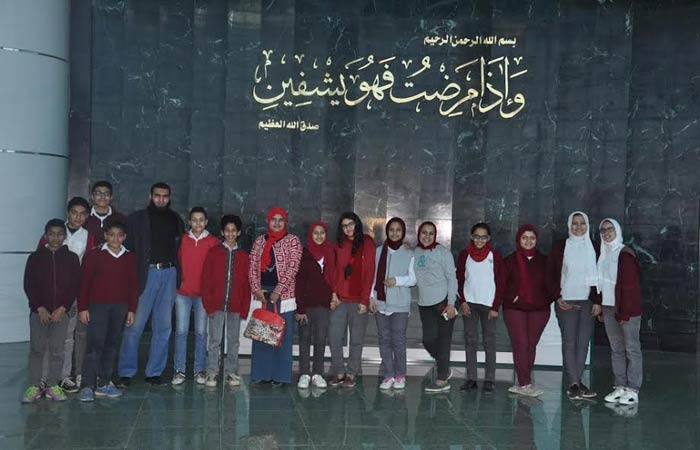  طلاب مدرسة علي عبدالشكور للغات يتفقدون مستشفى جامعة كفر الشيخ
