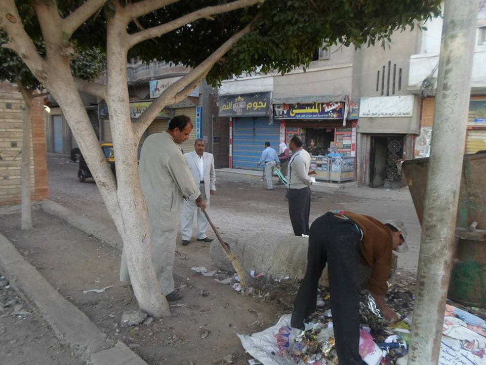  بالصور .. بدء تفعيل مبادرة قريتي نظيفة في سيدي سالم 