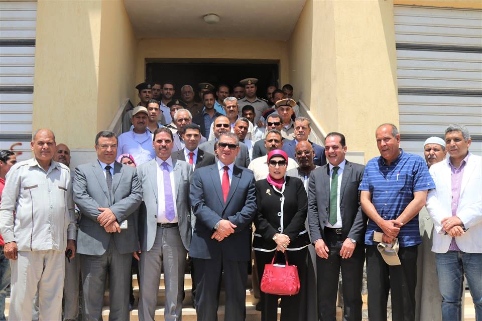  محافظ كفر الشيخ يوزع 76 وحدة سكنية على مستحقى مشروع الاسكان بفوه