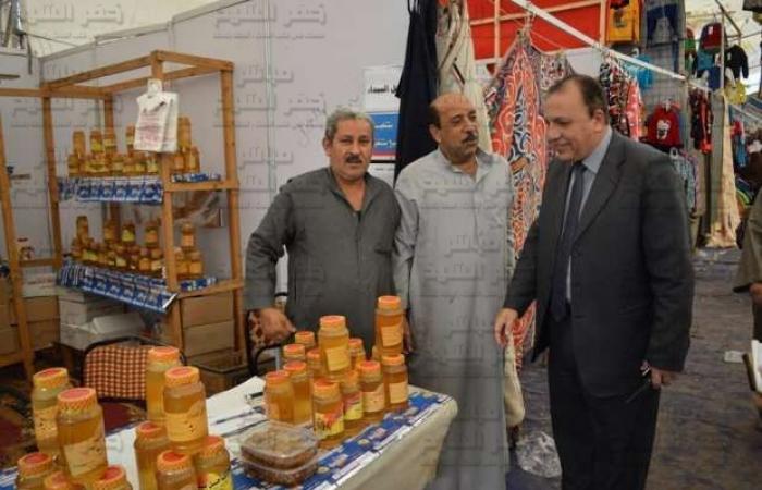  بالصور.. رئيس مدينة كفرالشيخ يتفقد معرض السلع الغذائية 