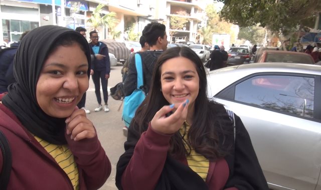  فرحة بين طلاب الثانوية العامة بكفر الشيخ لسهولة امتحان اللغة العربية