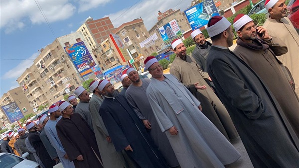  وكيل اوقاف كفر الشيخ يقود مسيرة الأئمة لدعوة الناخبين للنزول والمشاركة في الاستفتاء على التعديلات الدستورية