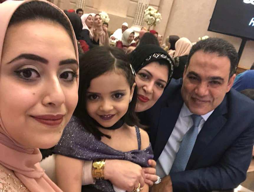  تهنئة للدكتور عصام الشيخ لتفوق ابنته 
