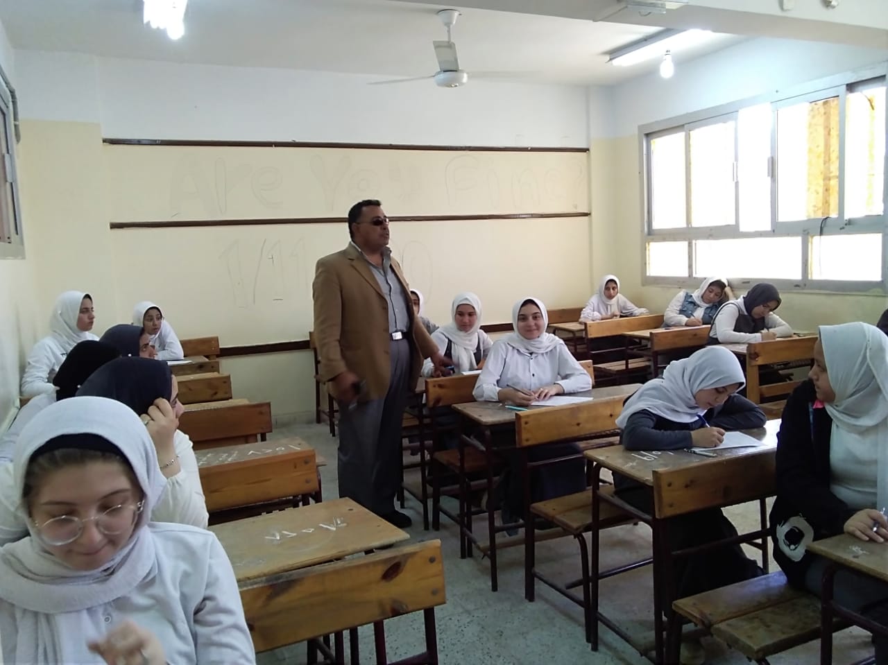  بالصور: بدء امتحانات الفصل الدراسي الثاني بمدارس كفر الشيخ