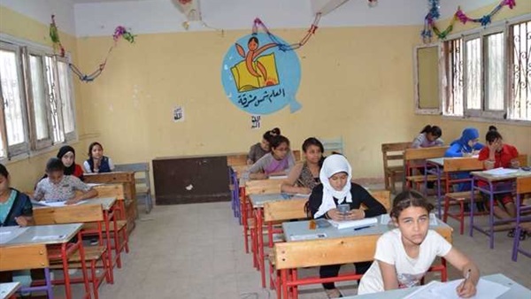  «بسبب مجموعات التقويه» .. إصابة 5 معلمين بكورونا في كفر الشيخ