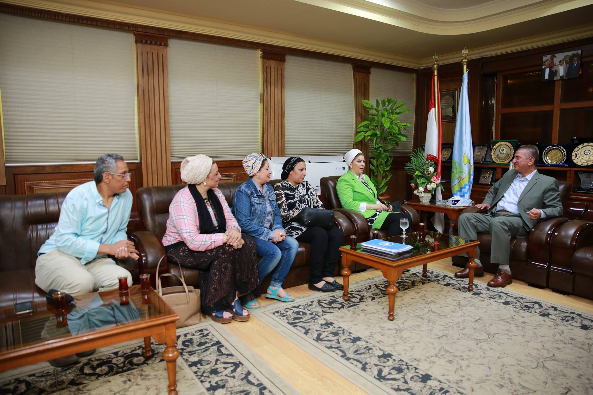  محافظ كفر الشيخ يستقبل رئيس جمعية نساء مصر لتفعيل مبادرة 